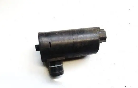 Toyota Avensis T270 Windscreen/windshield washer pump 30891 061230a