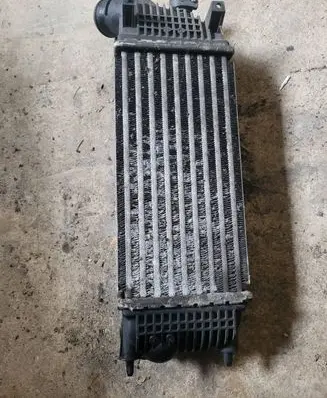 Citroen C5 Intercooler radiator 9683009680