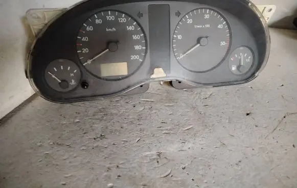 Volkswagen Sharan Speedometer (instrument cluster) 95VW10849NL VLNF1003658