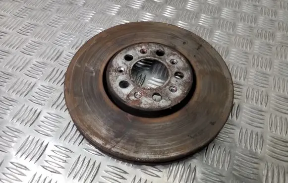 Skoda Fabia Mk2 (5J) Front brake disc