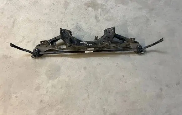 BMW X1 U11 Rear subframe 6894201 6897839