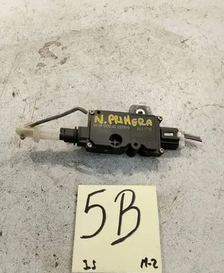 Nissan Primera Tailgate lock latch 846302F000