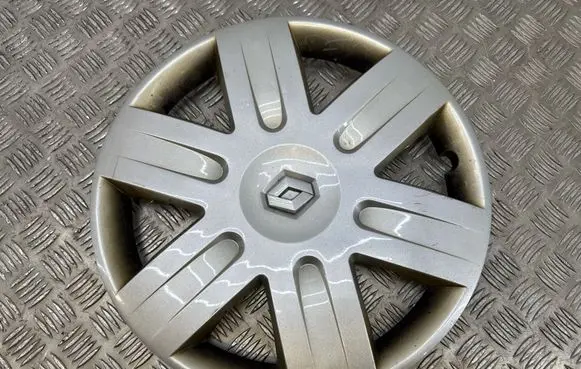 Renault Megane IV R15 wheel hub/cap/trim 8200313613