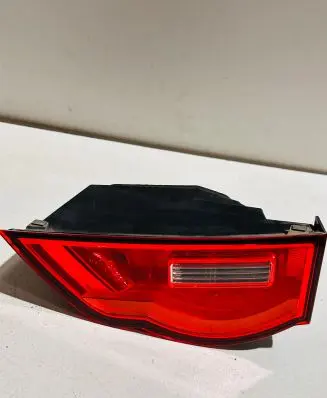 Jaguar F-Pace Tailgate rear/tail lights HK8315K272AA
