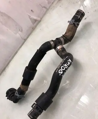 Skoda Karoq Engine coolant pipe/hose 3q0122058