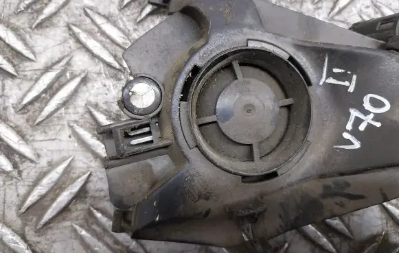 Volvo V70 Parcel shelf speaker 8633992