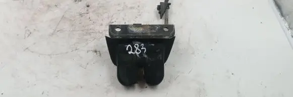 Audi A4 S4 B6 8E 8H Tailgate/trunk/boot lock/catch/latch 8e9827520 8E9827833