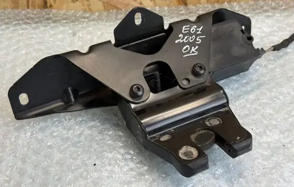 BMW 5 E60 E61 Tailgate/trunk/boot lock/catch/latch 7071594