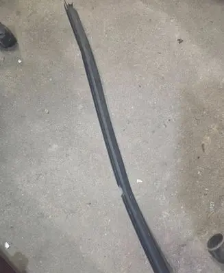 Mercedes-Benz E W214 Door glass trim A2147351300