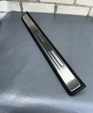 Honda CR-V Side skirt front trim 84202SWAA012M1