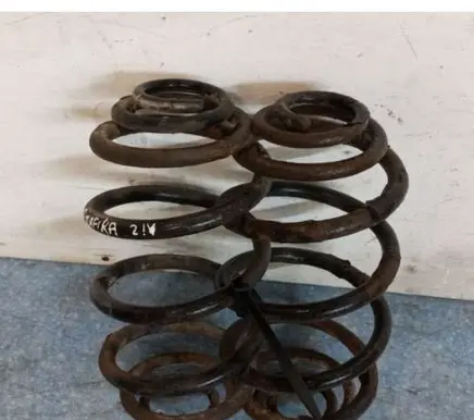 Opel Zafira B Rear coil spring 