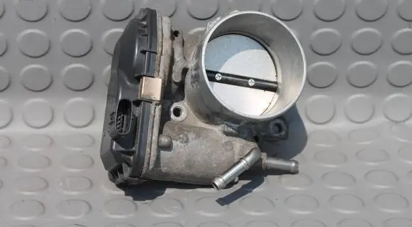 Toyota RAV 4 (XA50) Throttle valve TOYOTA2203025020 2203025020