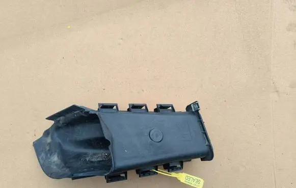 BMW 3 E90 E91 Brake cooling air channel/duct 7138414