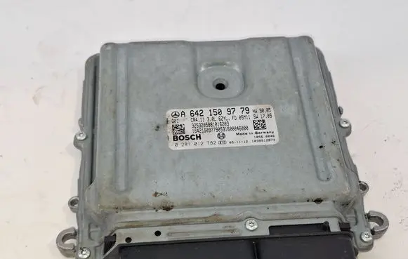 Mercedes-Benz CLS C219 Engine control unit/module A6421509779 0281012782 1039S12873