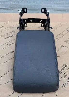 Audi A5 Sportback 8TA Armrest 8K0864283