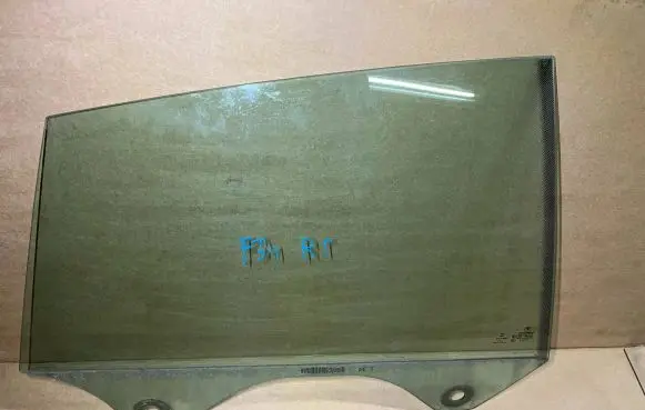 BMW 3 GT F34 Rear vent window glass 