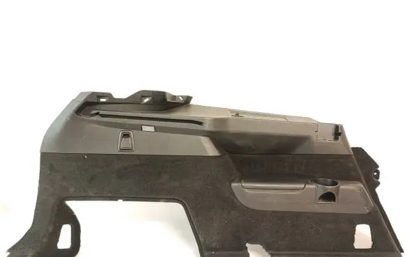Trunk/boot side trim panel