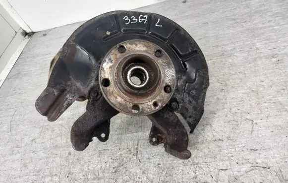 Volkswagen Polo Front wheel hub spindle knuckle