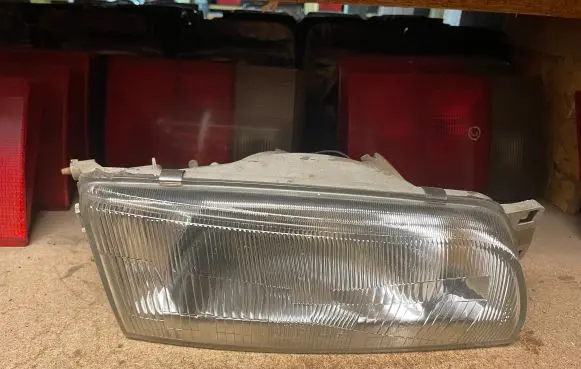Mitsubishi Lancer Headlight/headlamp 00117027 7022