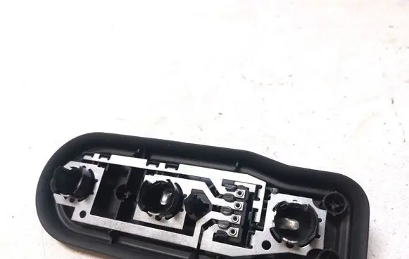 BMW 5 E39 Tail light bulb cover holder 8371324