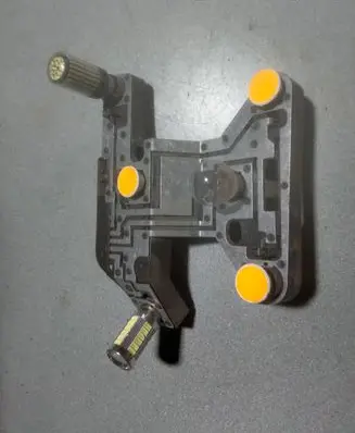 Toyota Avensis T250 Tail light bulb cover holder 89028758
