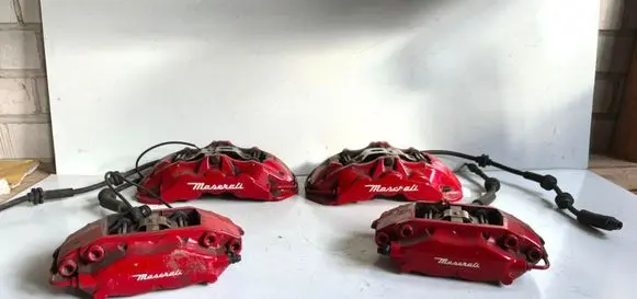 Maserati GranTurismo Front brake caliper 20A00101