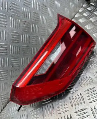 BMW 5 G30 G31 Tailgate rear/tail lights 7388950 631252 631000