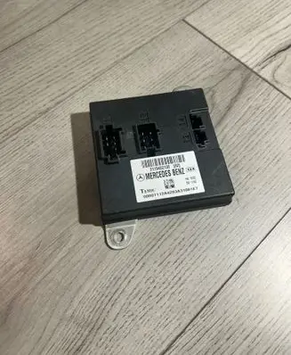 Mercedes-Benz E W211 Comfort/convenience module 2115452132