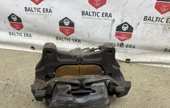 Volvo XC90 Front brake caliper 31381549
