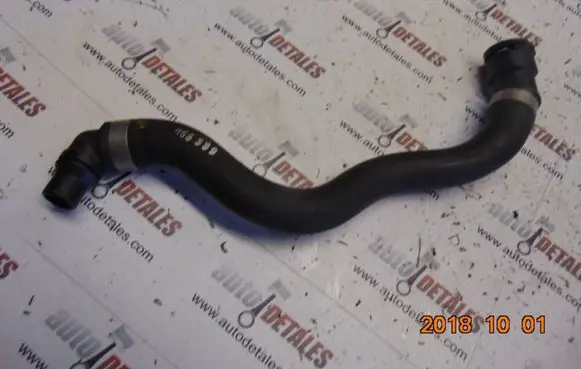 Mercedes-Benz E W211 Engine coolant pipe/hose A2118300496