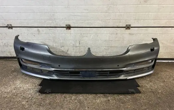 BMW 7 G11 G12 Front bumper