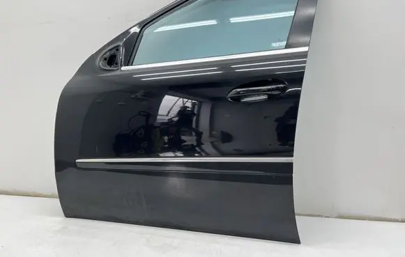 Mercedes-Benz ML W164 Front door MMAUTKO20330