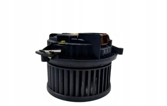Audi A4 S4 B7 8E 8H Front door blower motor 8E1820021E