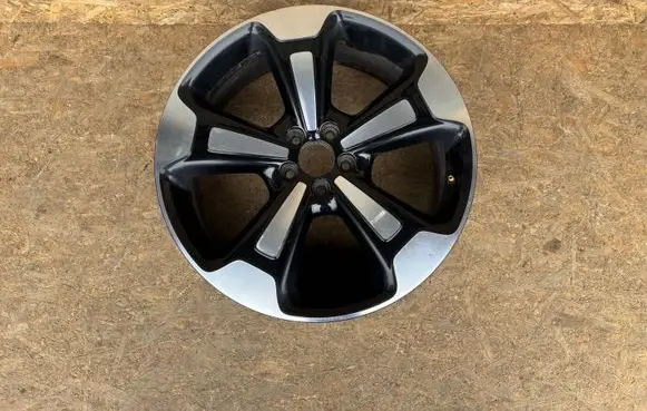 R20 alloy rim