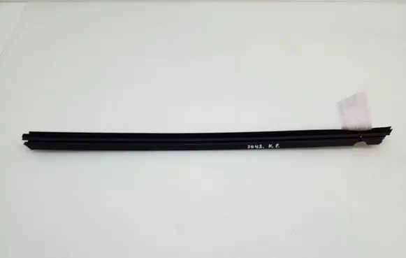 Mercedes-Benz E W212 Front door trim bar A2127250165