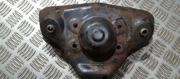 Audi A4 S4 B5 8D Coil spring mount 