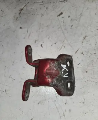 Nissan Terrano Front door upper hinge 