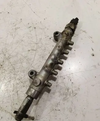Subaru Forester SH Fuel main line pipe
