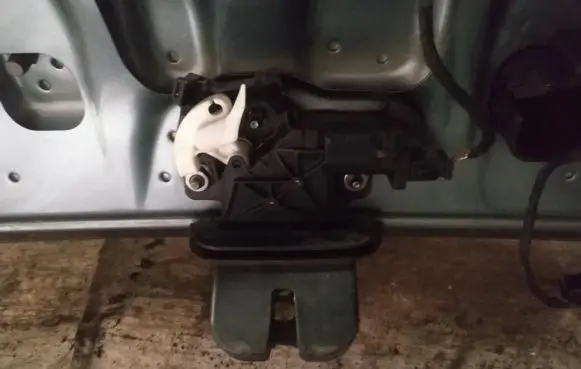Audi Q7 4L Tailgate/trunk/boot lock/catch/latch
