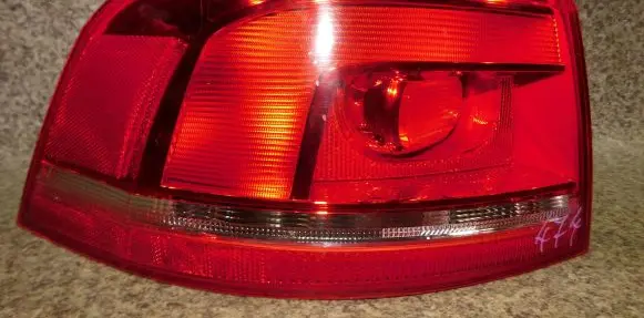 Volkswagen PASSAT B7 Rear/tail lights