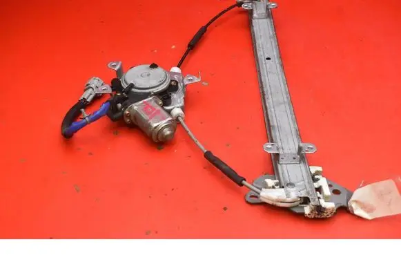 Nissan X-Trail T30 Front door window regulator with motor 807318H301
