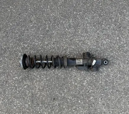 BMW 5 F10 F11 Rear shock absorber/damper 6796859