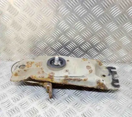 Dodge Nitro Spare wheel mounting bracket 