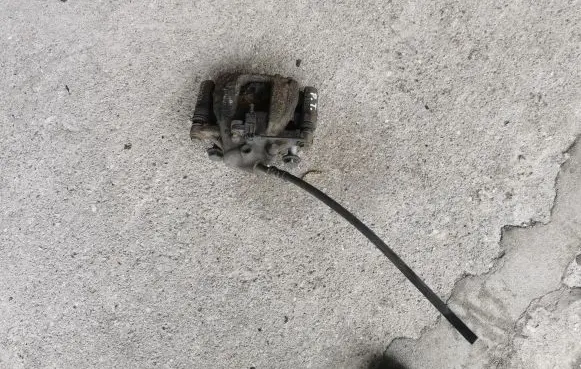 Mercedes-Benz Sprinter W906 Rear brake caliper