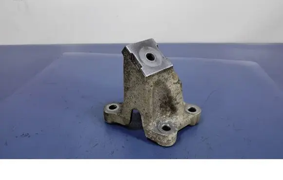 Audi A6 Allroad C5 Engine mount vacuum valve 4F0199307AA