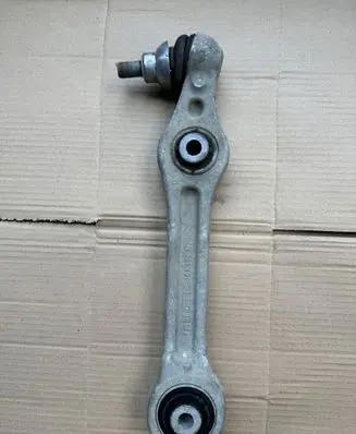 Mercedes-Benz C W205 Front control arm 20519