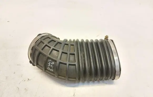 Mercedes-Benz Vito Viano W447 Air intake hose/pipe 72438138JLK01