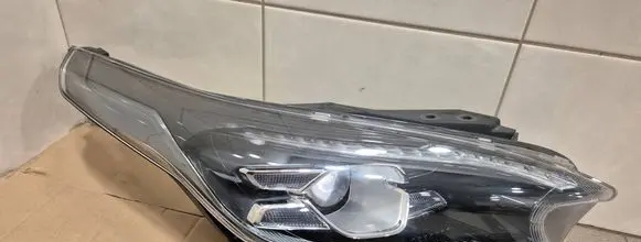 KIA Xceed Headlight/headlamp 92102J7XXX 92102J7300
