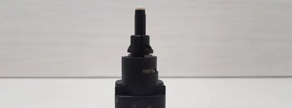 Audi A6 S6 C5 4B Brake pedal sensor switch 52499533