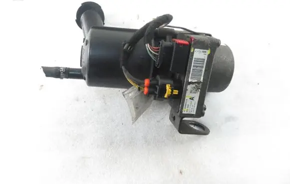 Citroen C4 I Power steering pump 9686925480 A5099970B